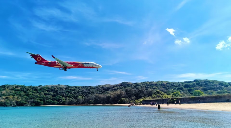 C909飛機開(kāi)啟越南商業(yè)運營(yíng)